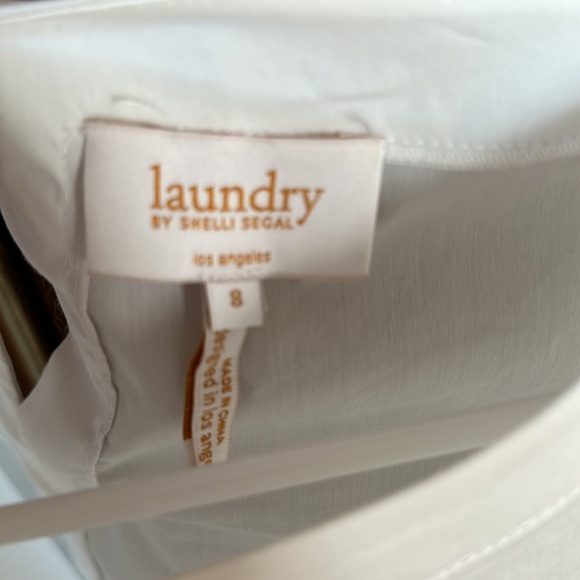 Laundry by Shelli Segal white blouse with puffy sleeves.  Never worn. - Picture 3 of 3